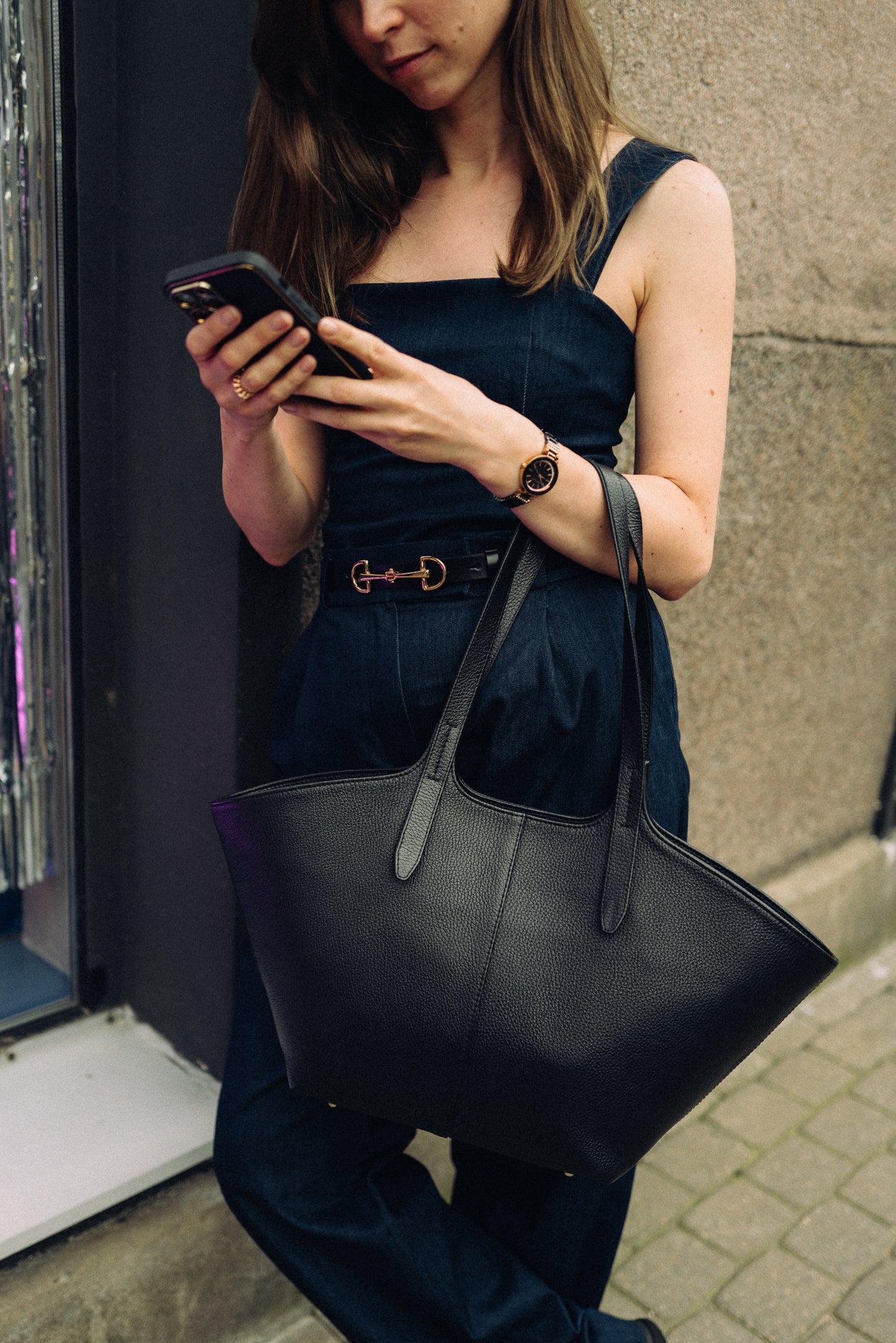 GRAINED LEATHER TOTE BAG