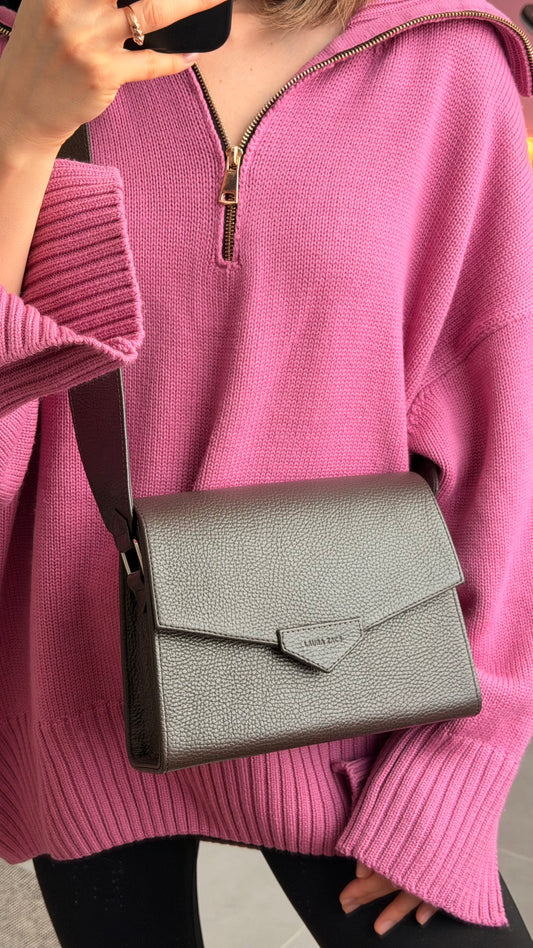 CROSS BODY BAG IN CHOCOLATE BROWN LEATHER