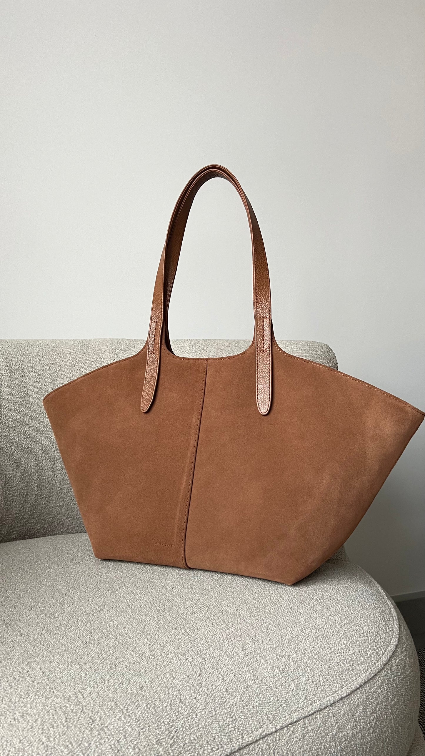 CARAMEL BROWN SUEDE TOTE BAG