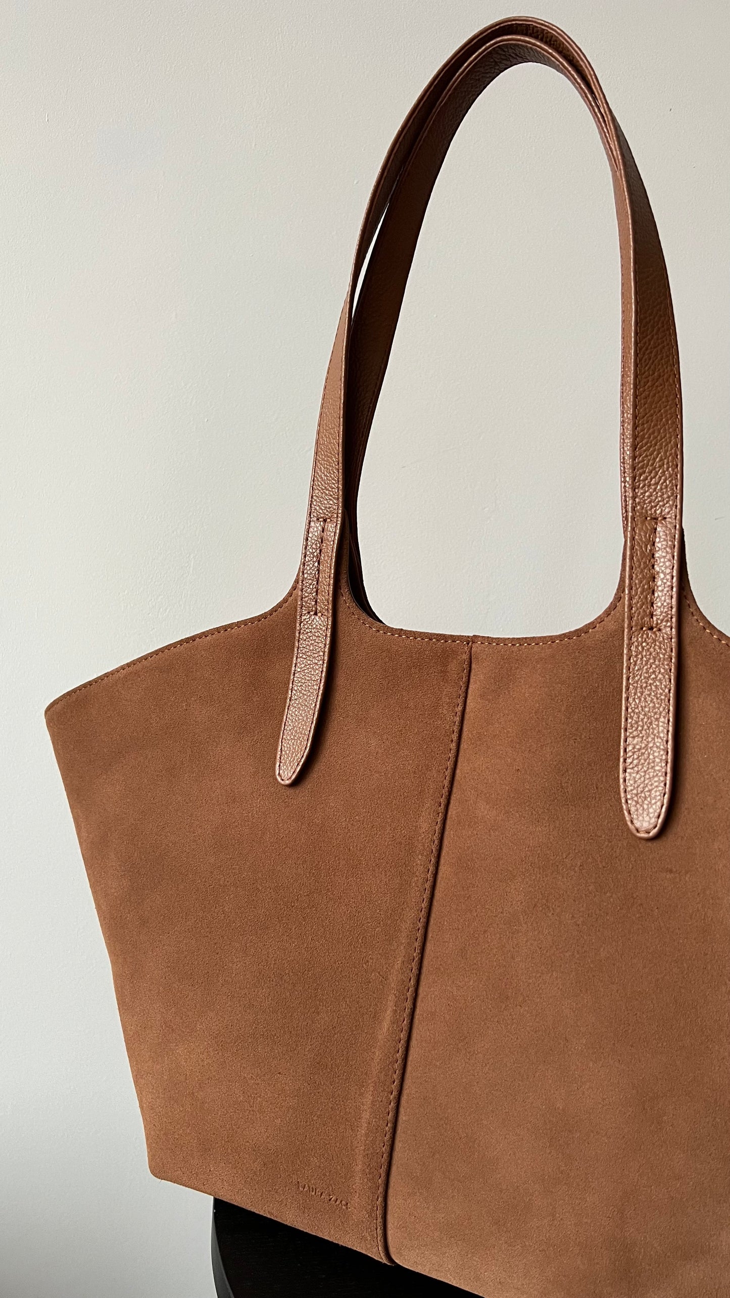 CARAMEL BROWN SUEDE TOTE BAG