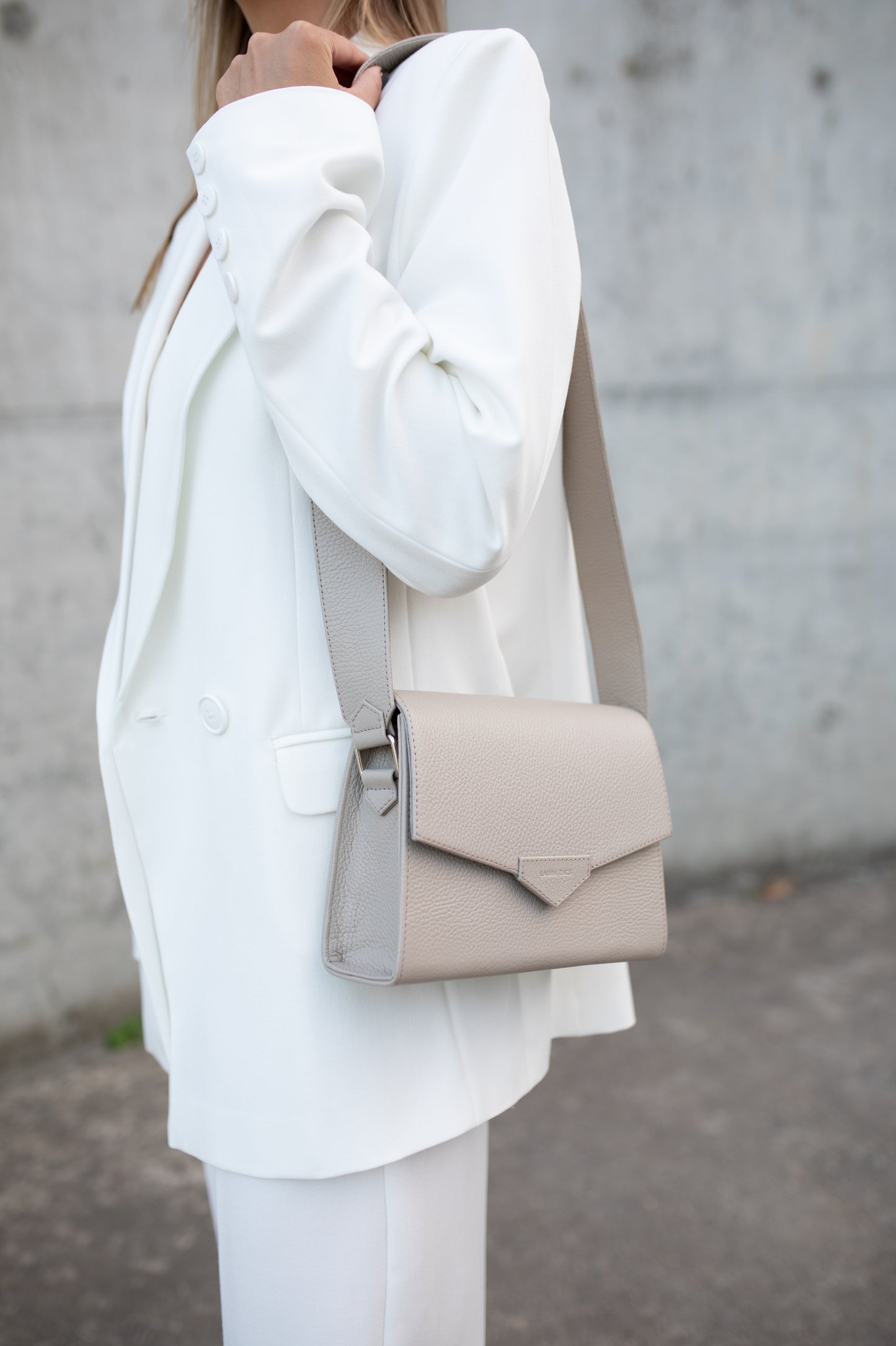 BEIGE CROSS BODY BAG