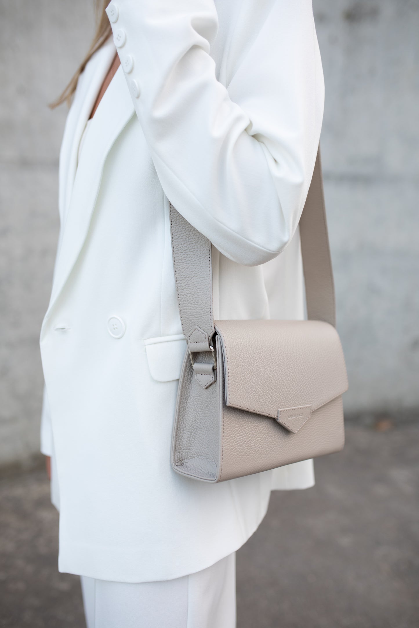BEIGE CROSS BODY BAG