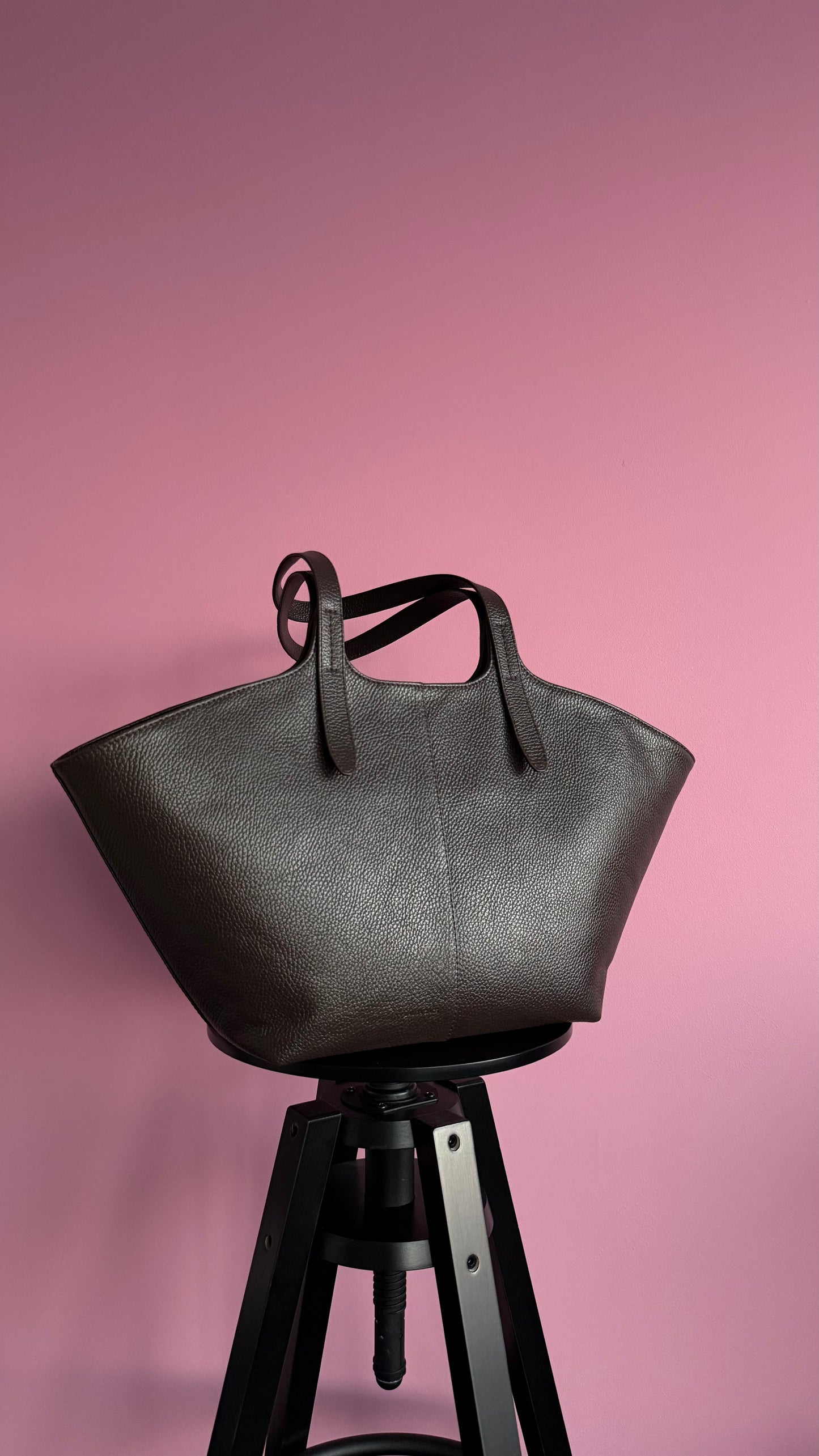 CHOCOLATE BROWN LEATHER TOTE BAG