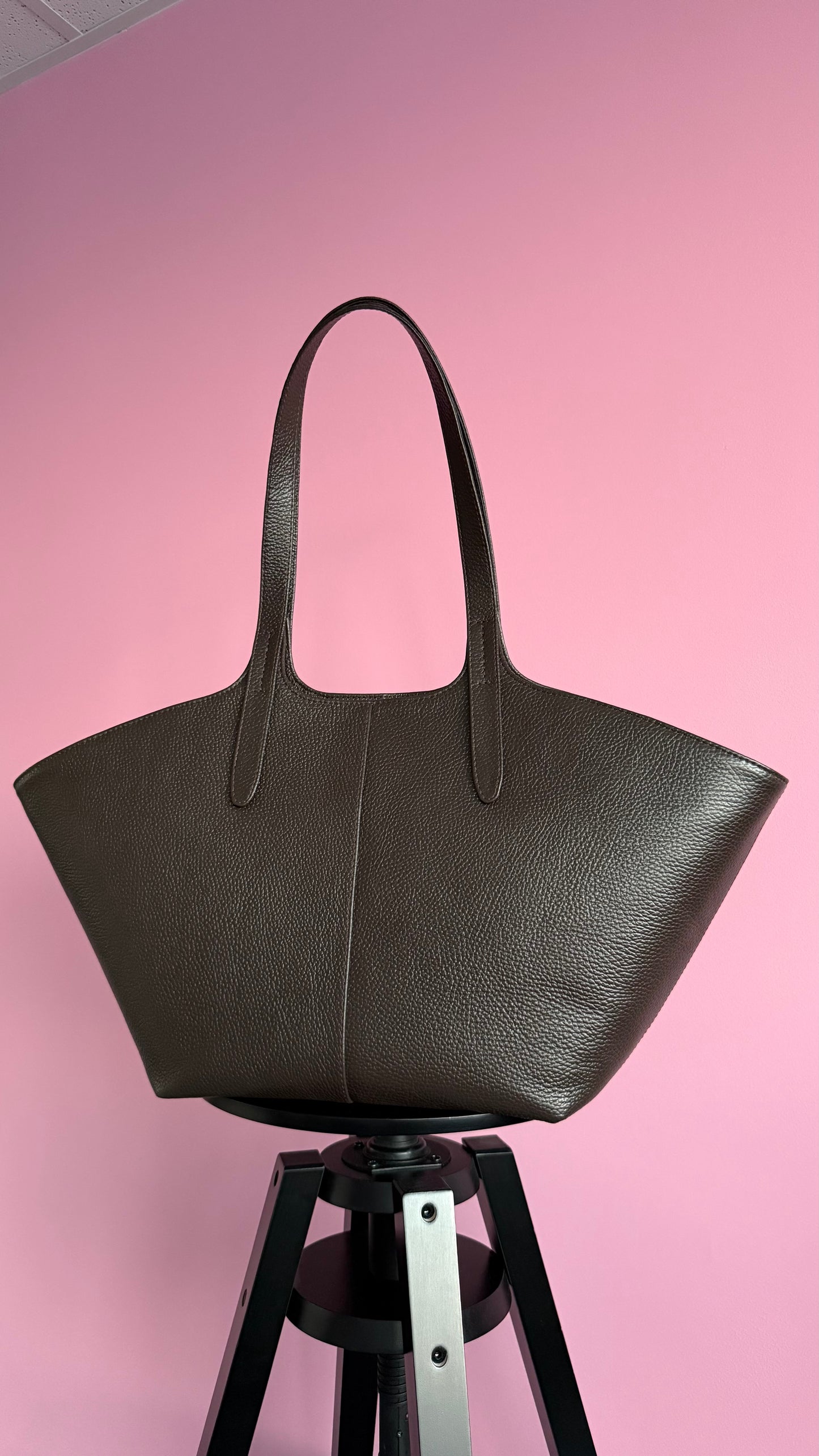 CHOCOLATE BROWN LEATHER TOTE BAG