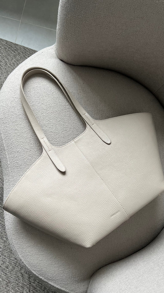 BEIGE LEATHER TOTE BAG