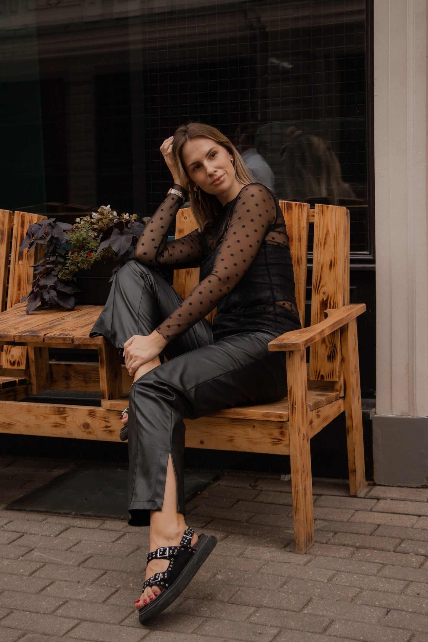 BLACK MESH TOP WITH DOTS