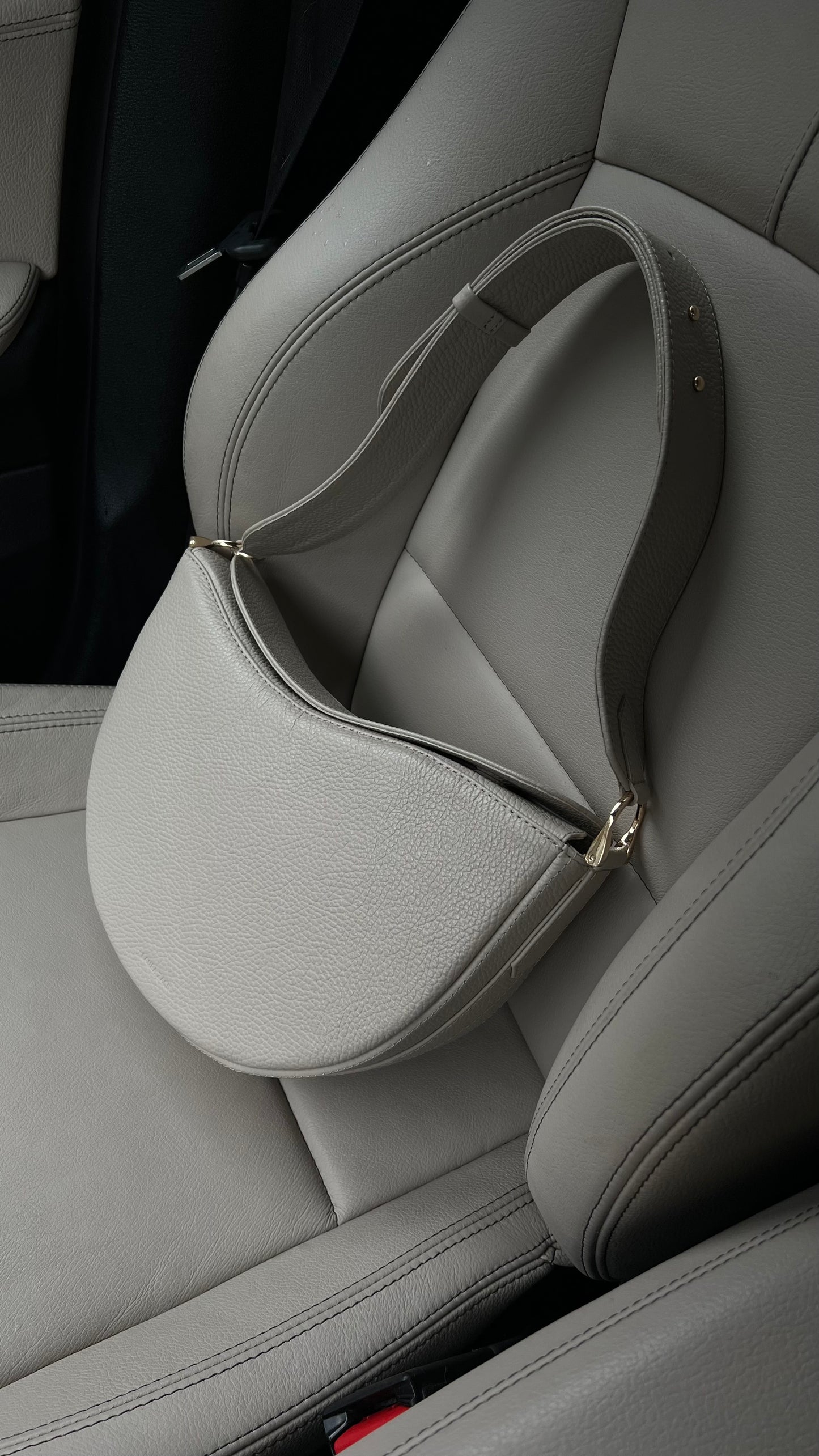 BEIGE LEATHER HANDBAG WAVE