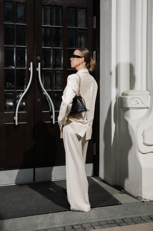 NOCTURNE MINI – CHARCOAL GREY LAMBSKIN HANDBAG WITH CHAIN