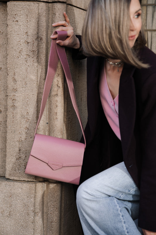 CROSS BODY BAG IN DUSTY PINK LEATHER