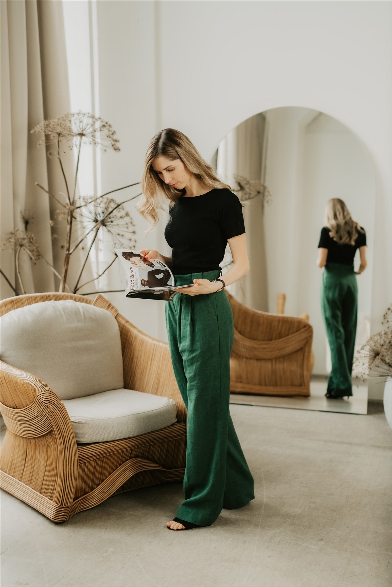 EMERALD GREEN LINEN TROUSERS WITH POCKETS